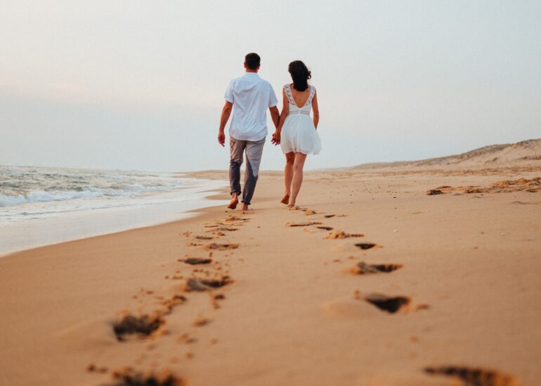 Séance couple à la plage