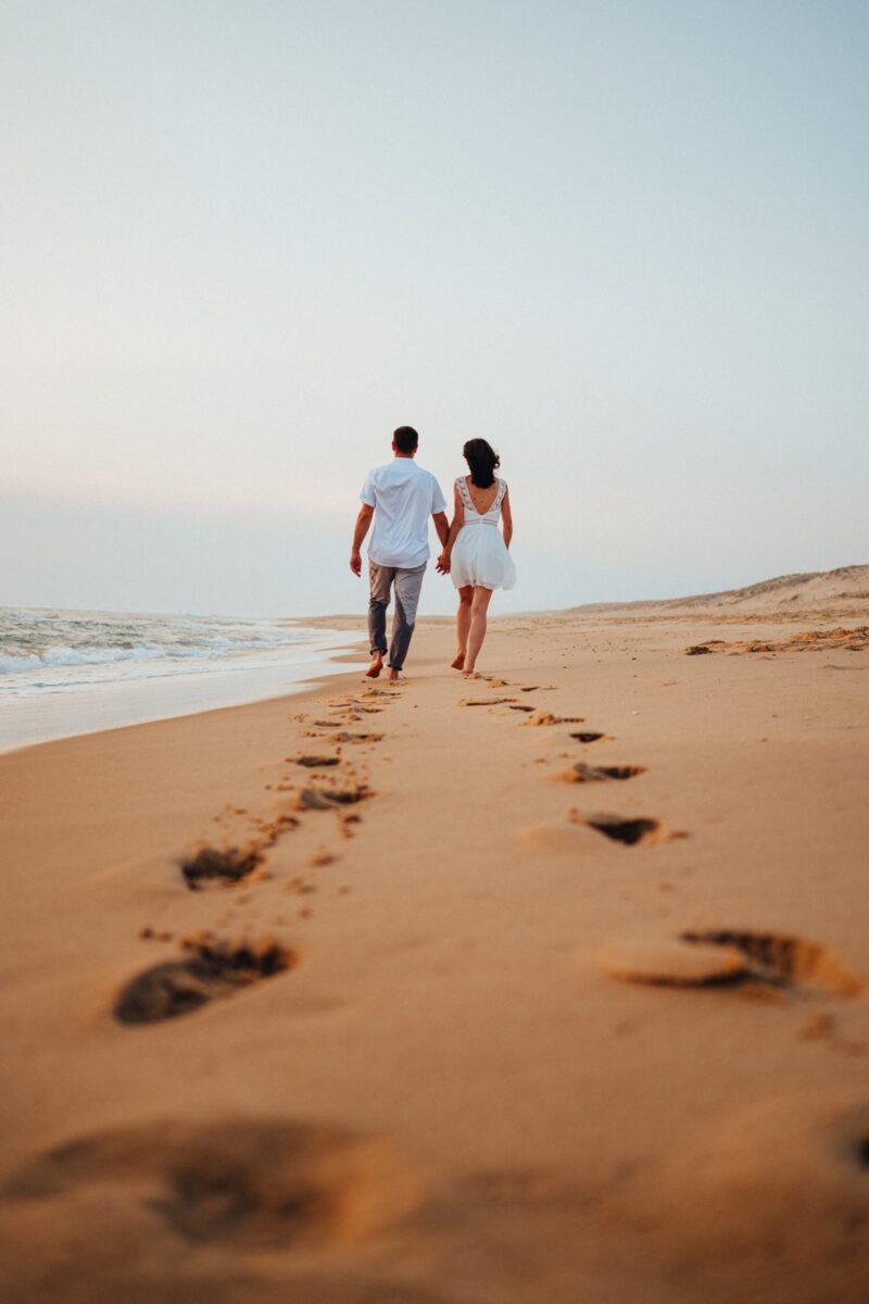 Séance couple à la plage