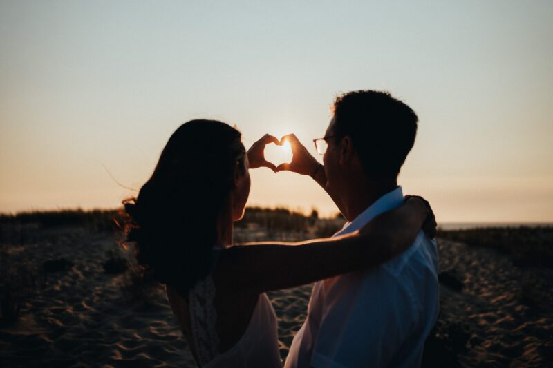 Séance couple à la plage